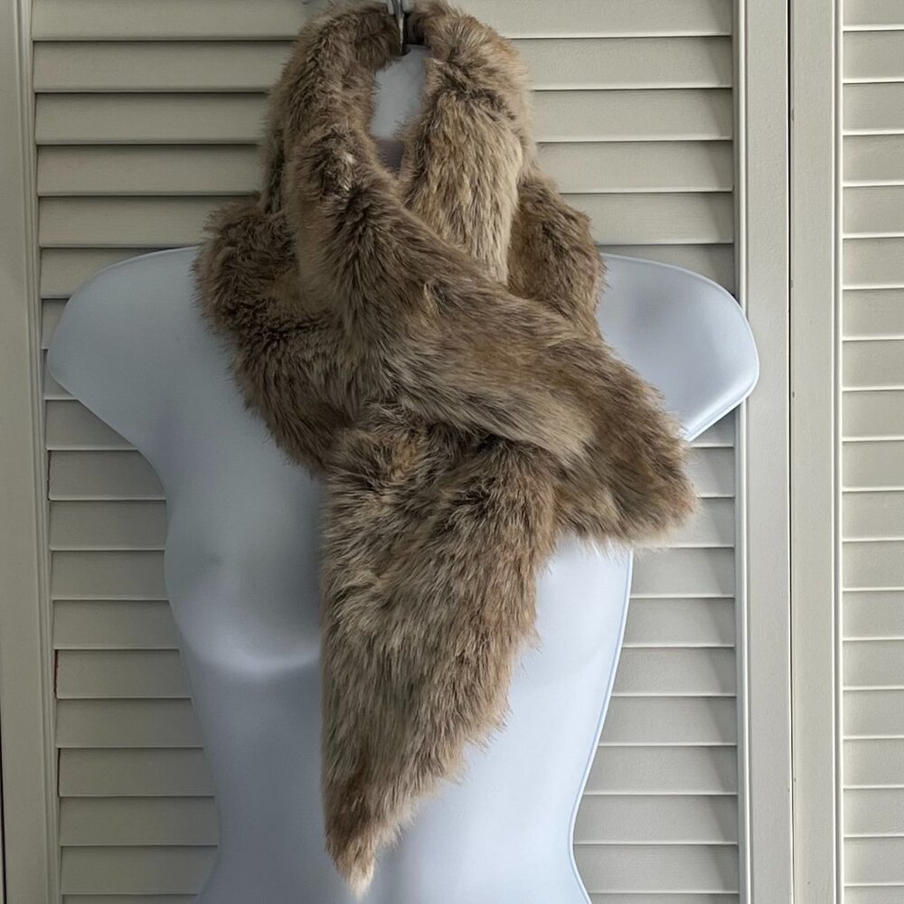 Chicos Pull-Through Faux Fur Ascot/Scarf Beige & Brown  37 X 6 NWT